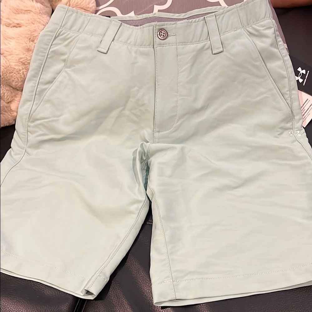 Under Armour Sea Foam Green Front Knee-Length Shorts